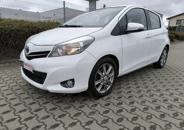 toyota yaris Toyota Yaris cena 27900 przebieg: 215000, rok produkcji 2012 z Rawicz